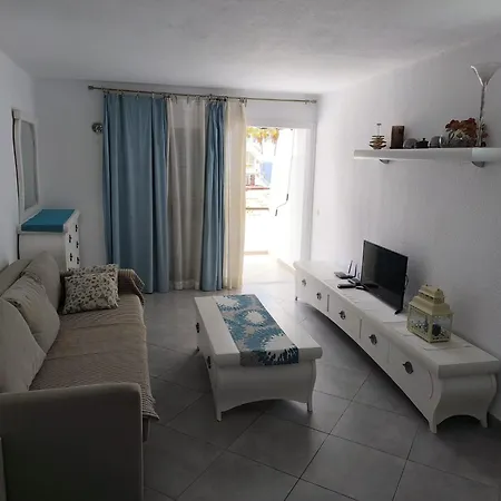 Club Atlantis Apartment *